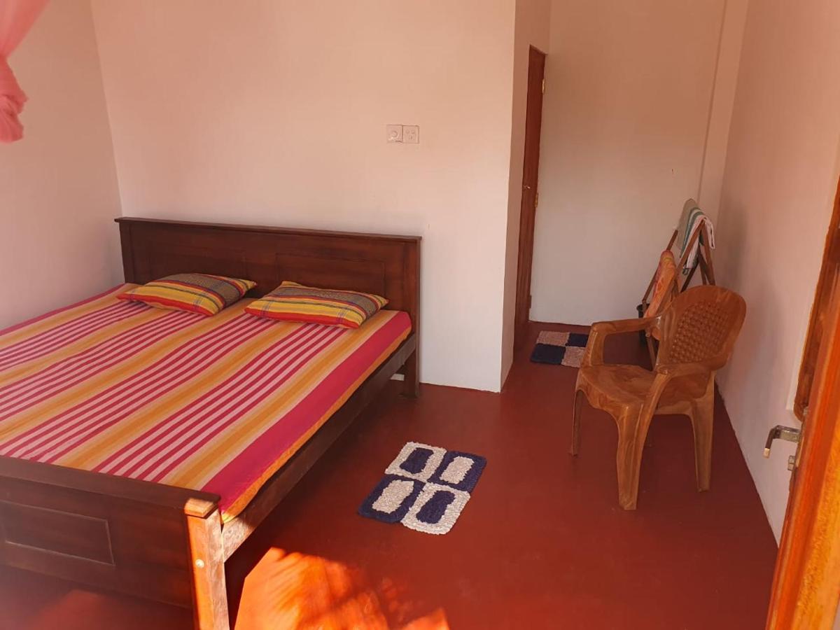 טנגלה Chandi Gaya Beach Guesthouse מראה חיצוני תמונה