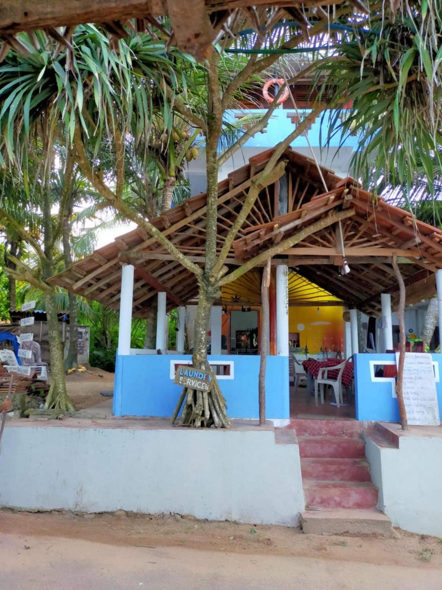 טנגלה Chandi Gaya Beach Guesthouse מראה חיצוני תמונה