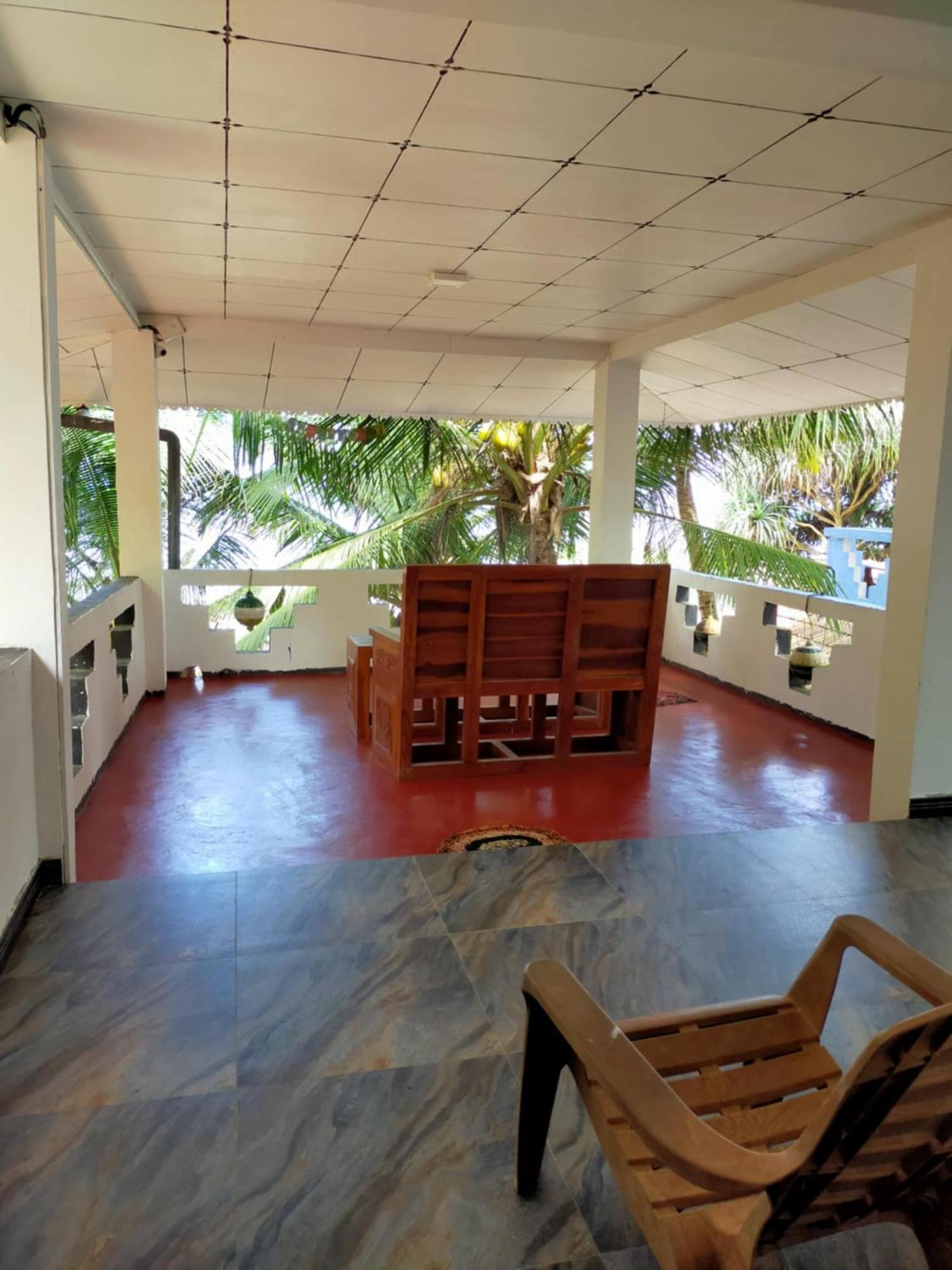 טנגלה Chandi Gaya Beach Guesthouse מראה חיצוני תמונה